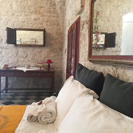 Sant'Anna Appartamenti Ceglie Messapica Ruang foto